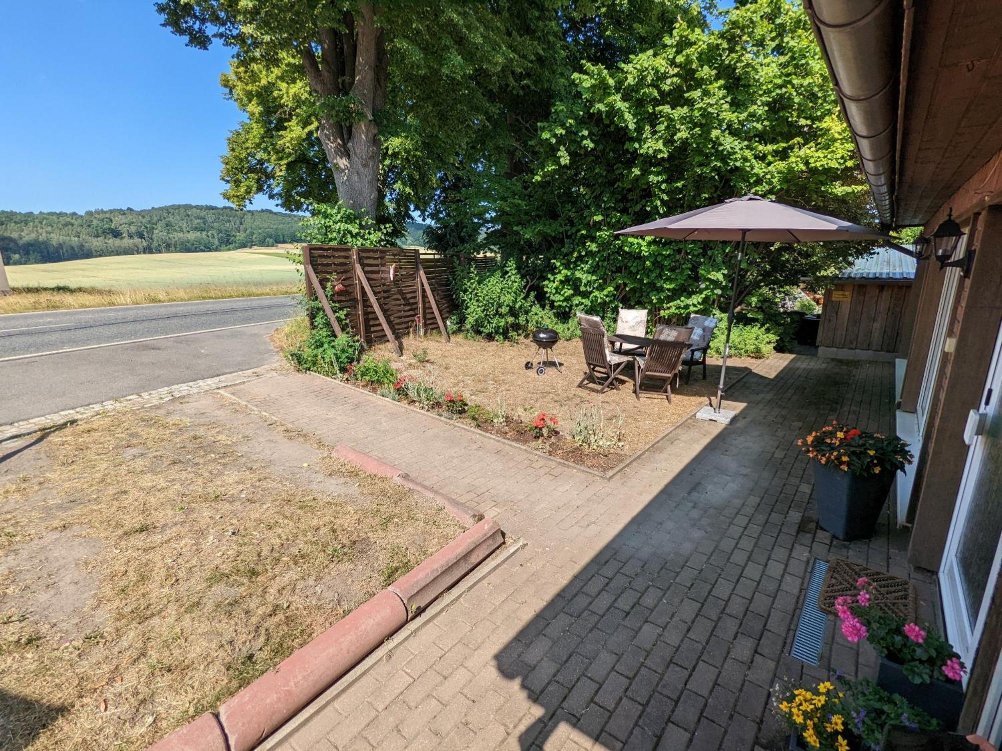 W5 - Urlaubsmagie - Wohnung Mit Grill, Terrasse & Pool Lichtenhain  Exterior photo