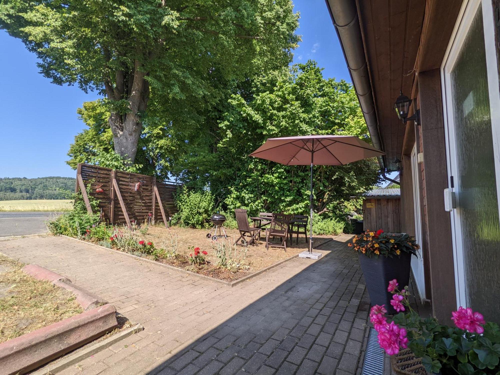 W5 - Urlaubsmagie - Wohnung Mit Grill, Terrasse & Pool Lichtenhain  Exterior photo