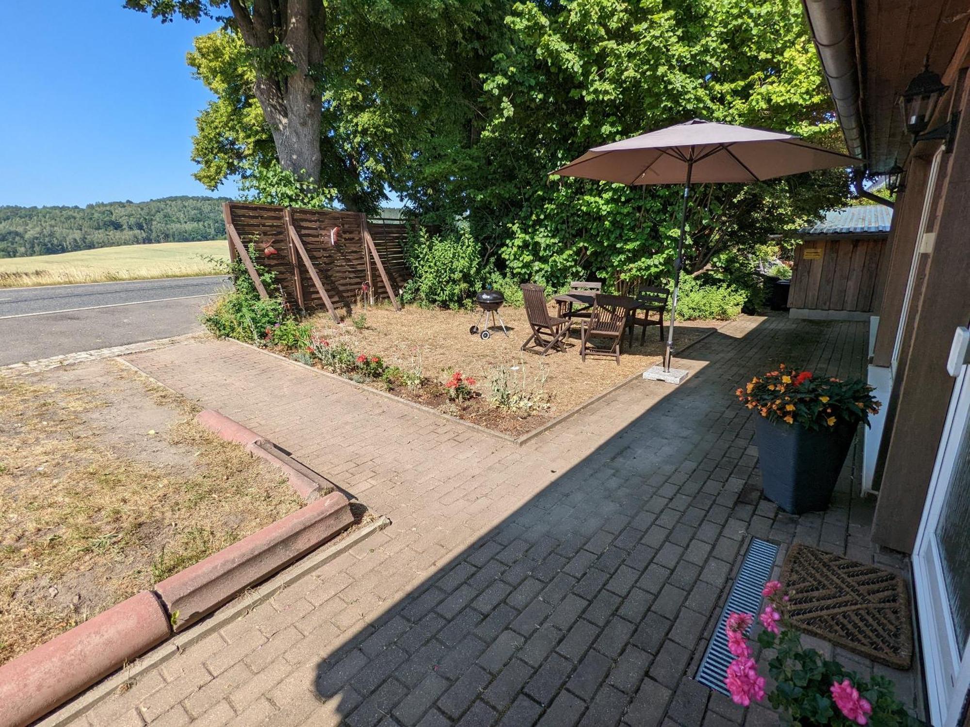 W5 - Urlaubsmagie - Wohnung Mit Grill, Terrasse & Pool Lichtenhain  Exterior photo